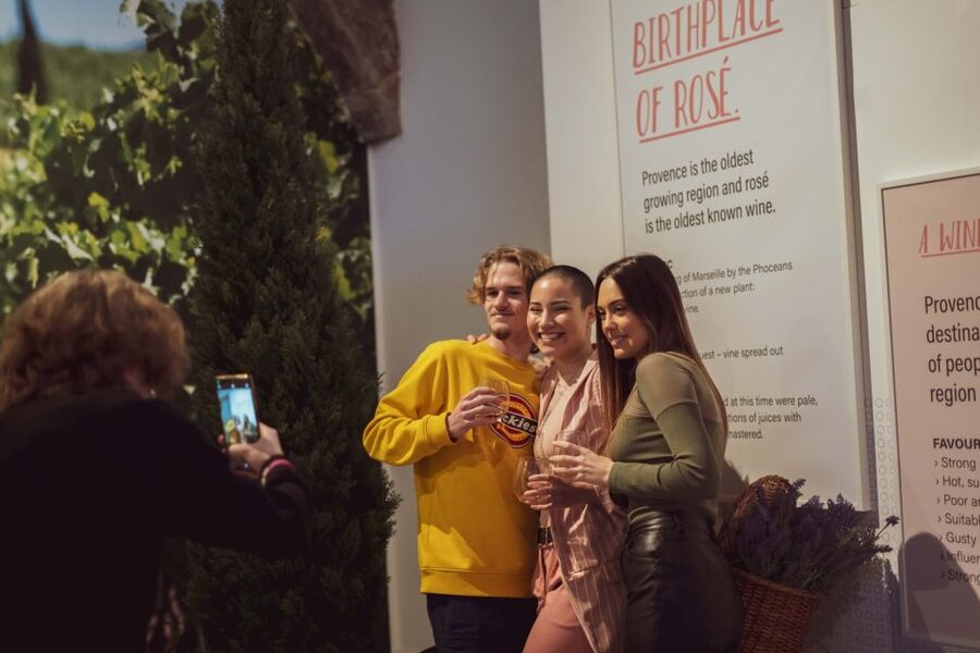 Porto: WOW Pink Palace Entry Ticket & Tasting - The best time to visit
