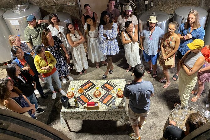 PREMIUM TASTING and TAPAS with GUIDED TOUR - The three DOC wines and what you may taste