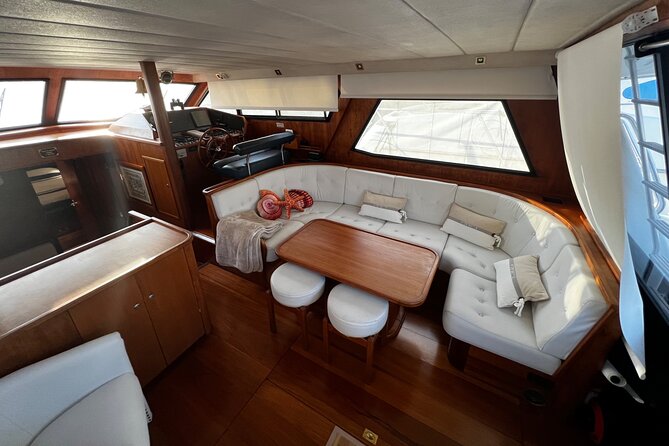 Premium Yacht Tour on the Douro - Snacks, drinks, and the feel of a luxury outing