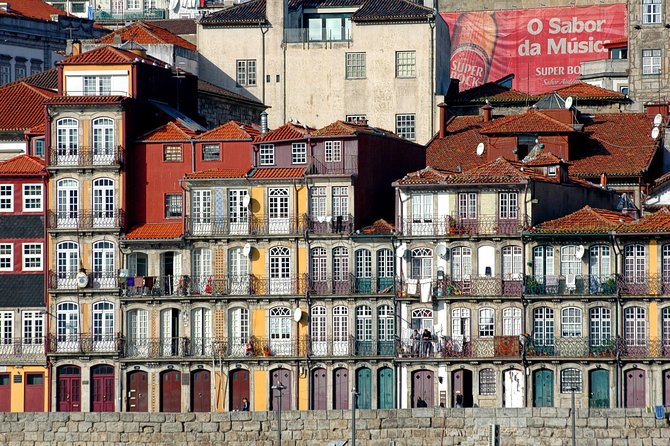 Private 3-hour walking tour of Porto with official tour guide - Timing, walking, and practical limits