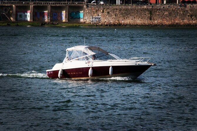 Private Boat Tour 6 Bridges and Ribeira option Sunset up to 6px - Should you book the six-bridge sunset cruise?