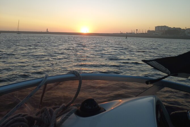 Private Boat Tour on the Douro River at Sunset - Meeting at Freixo Marina
