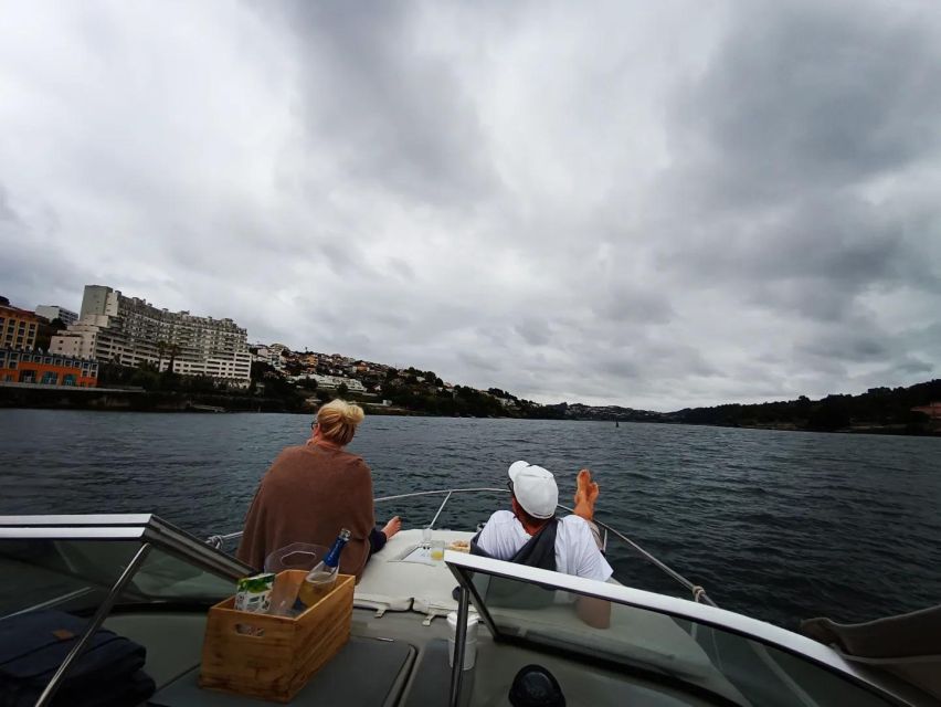 Private Boat Trip for 2 with Tasting in Porto -Sunset Option - Gaia, Serra do Pilar, and the bridge sequence