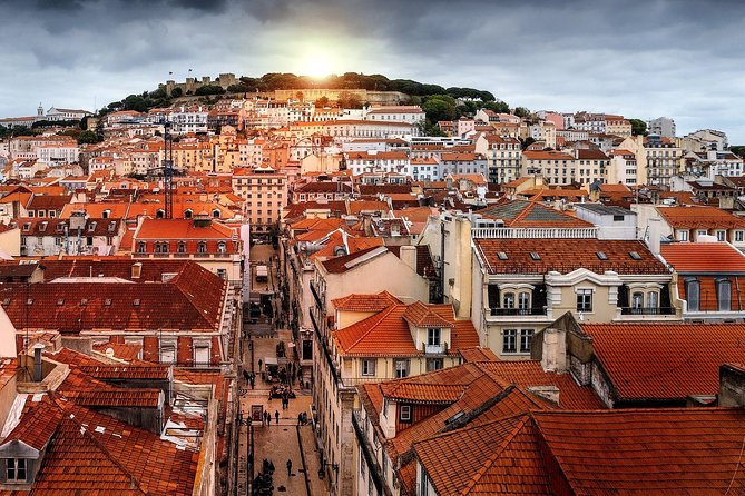 Private Car Transfer from Porto to Lisbon with 2 hours for sightseeing - The drivers are a major part of the experience