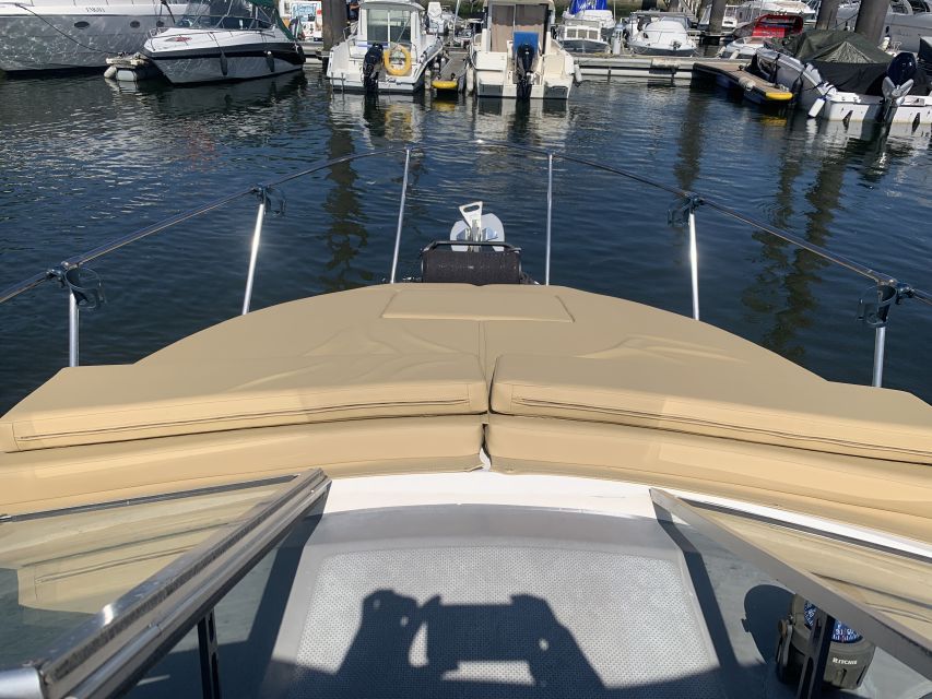 Private Cruise in Rio Douro - 2 hours - Up to 8 Passengers - The boat’s useful details