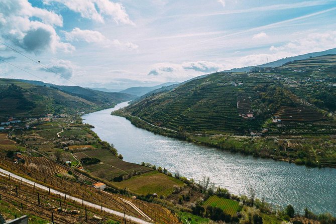 PRIVATE Day Trip Through Enchanting Douro Valley by Car & Boat - What could go wrong