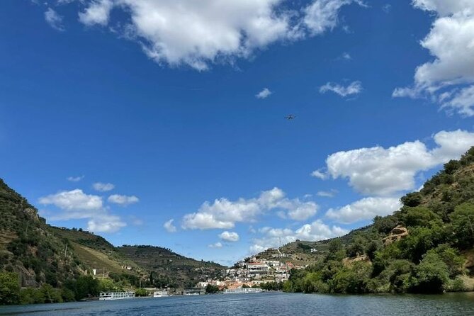 Private Douro Valley Tour with Lunch & Wines - A traditional Portuguese lunch in Celeiros