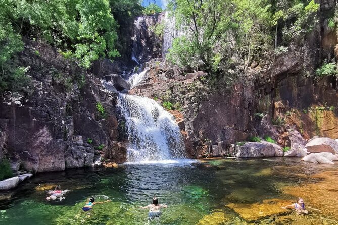 Private Geres National Park Tour with Lunch and Transfers - Lunch with a choice of setting