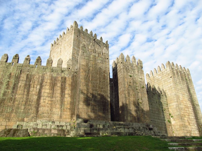 Private Guimarães Half-Day Tour from Porto - Key points about the Guimarães half-day tour
