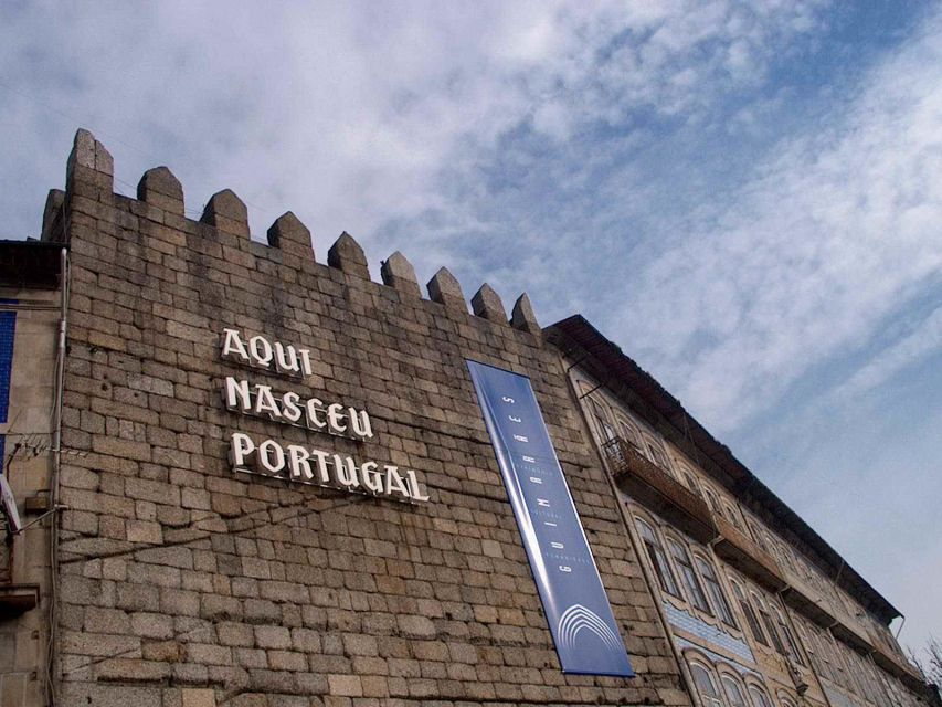 Private Guimarães Half-Day Tour from Porto - Walking through the UNESCO-listed lower city