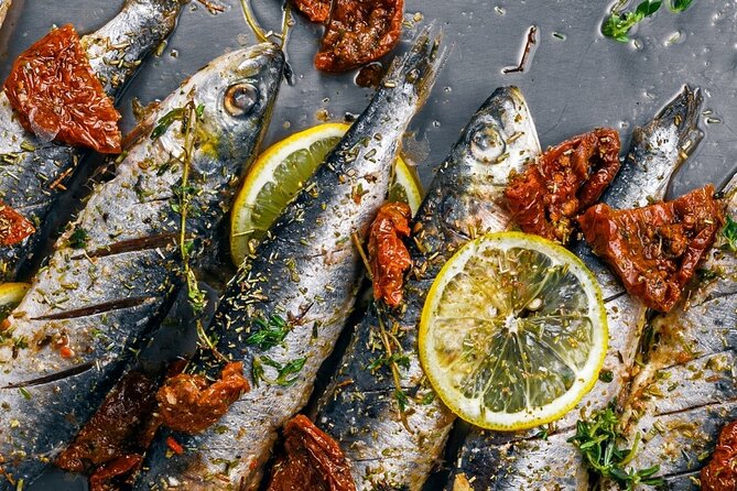 Private & Personalized Food Tour of Porto with a Local Guide - What the guides add beyond the food