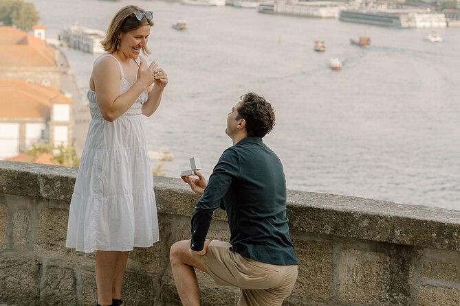 Private Photography Session for Couples in Charming Porto City - Ashley and Kyle Make Communication Easier