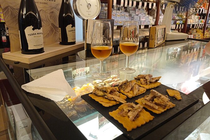 PRIVATE Porto food & wine tour - Three ports and the final wine tasting