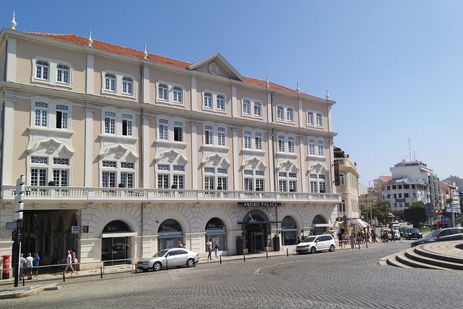Private Porto to Lisbon Tour – Customize Your Journey! - Batalha and Alcobaça, two powerful monasteries