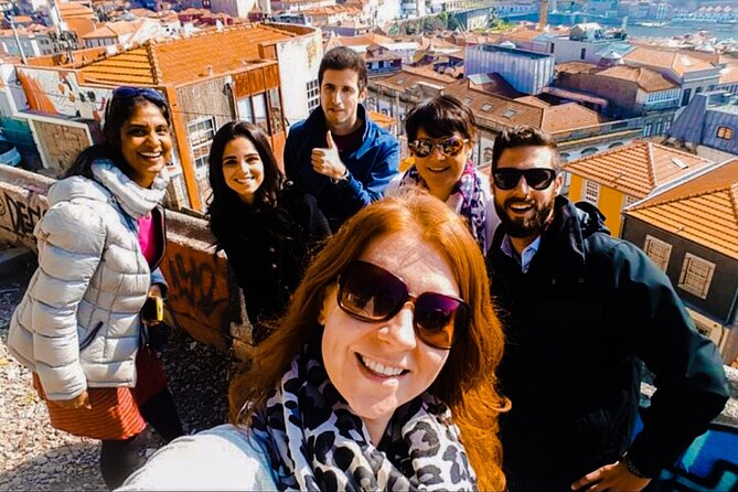 PRIVATE Porto walking tour with historian - São Bento Station and the city’s public face