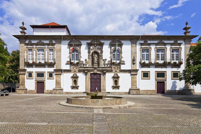Private Tour: Guimares and Braga Day Trip from Porto - Guimarães Castle and the first Portuguese king