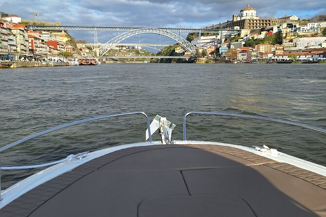 Private Tour of the 6 Bridges with Port Wine - São João Bridge and the old railway crossing