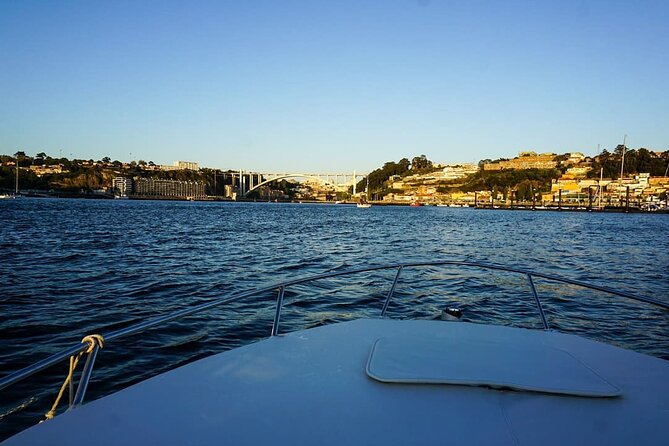 Private Tour of the Bridges and Douro River 2h, group price up to 6px - Freixo Bridge and the inland turnaround