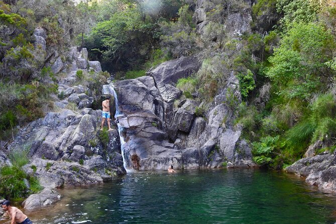 Private Tour of the Natural Waterfalls and Lagoons of Gerês - Cascata do Arado finishes the walking route