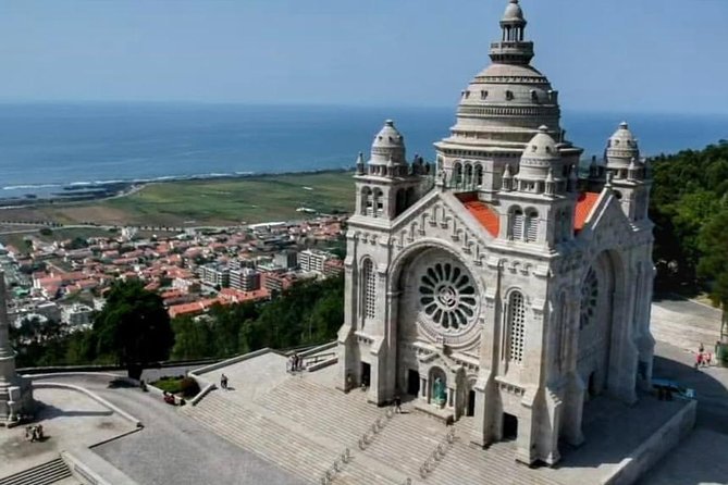 Private Tour Santiago de Compostela & Viana do Castelo from Porto - What the Traje Museum adds