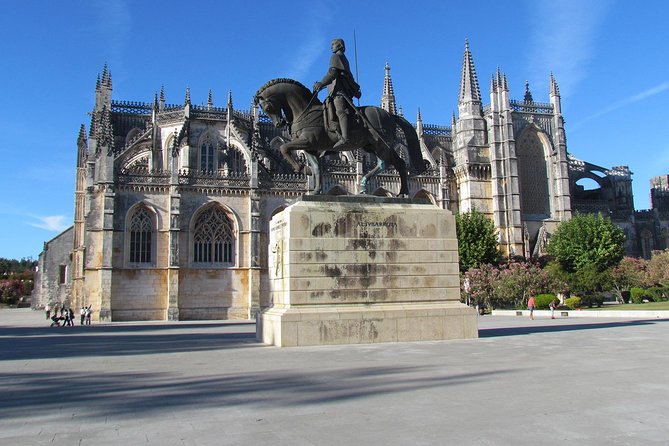Private Tour through Tomar, Fátima, and Batalha historical sites - Who will enjoy this day most?