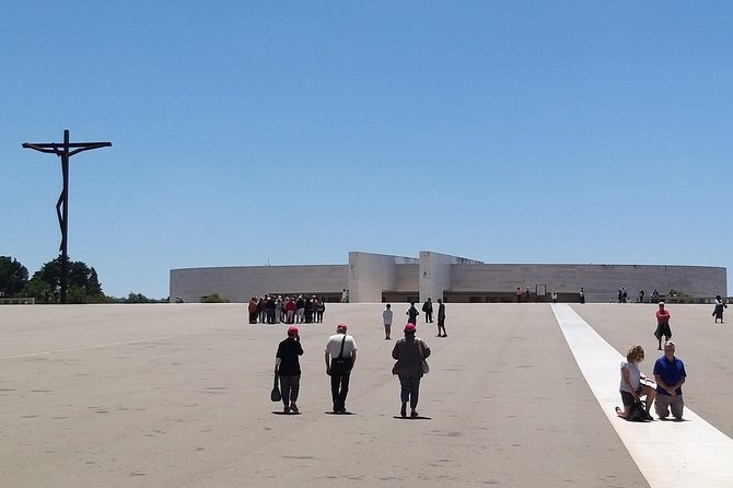 Private Tour to Fátima Sanctuary and the Little Shepherds Houses - Inside the Basilica of the Rosary