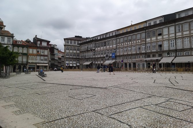 Private Tour to Guimarães and Braga, two incredible cities - Braga’s civic buildings and gardens