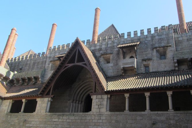 Private Tour to Guimarães and Braga, two incredible cities - Braga Cathedral and its layered design