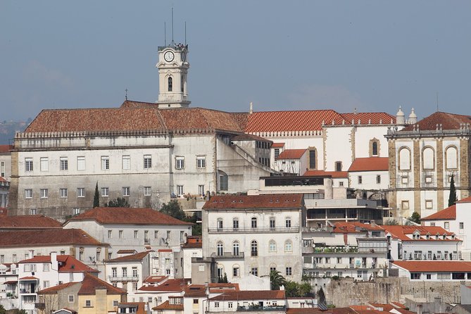Private Transfer Porto-Lisbon with 2 (two) Visits on the Way - Lunch is separate, but it can improve the day