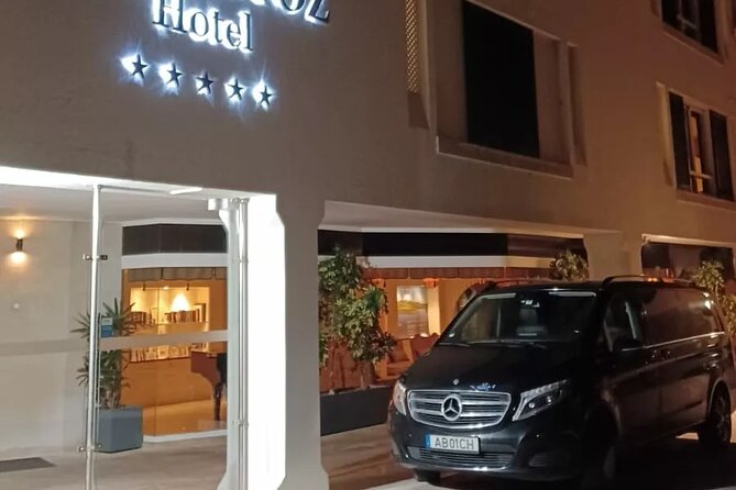 Private Transport between the city of Porto and AHD Airport - What Happens at Porto Airport