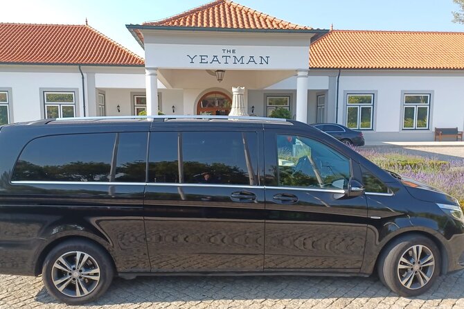 Private Transport between the city of Porto and AHD Airport - Is $17.87 Per Person a Fair Price?