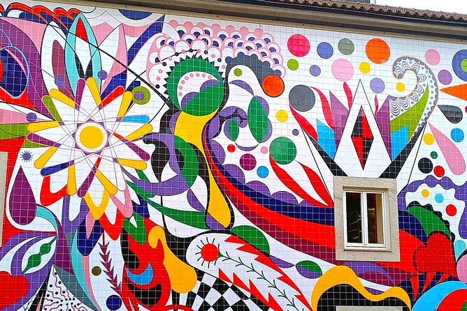 Private Walking Tour in Porto with Photo & Proof of Doce Local (3h) - Bolhão Market and Porto’s daily life