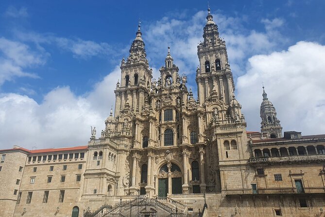 Santiago de Compostela and Cathedral Private Tour From Porto - Three hours around the Cathedral of Santiago de Compostela