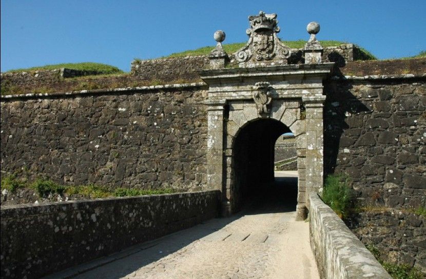 Santiago de Compostela Full-Day Tour From Porto - Who should book this day trip?