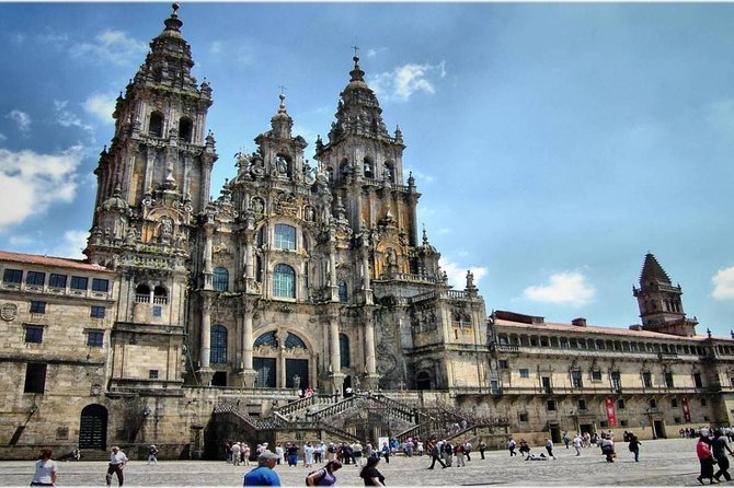 Santiago de Compostela & Valença do Minho - from Porto - Key points at a glance