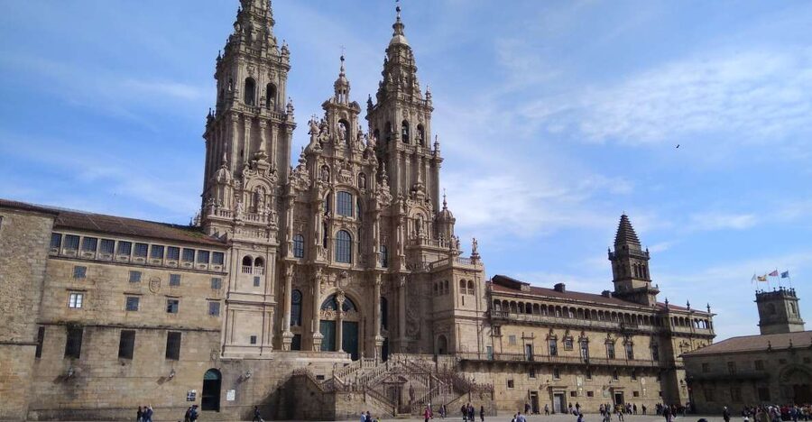 Santiago de Compostela & Valença - Private tour from Porto - Key points to know before booking