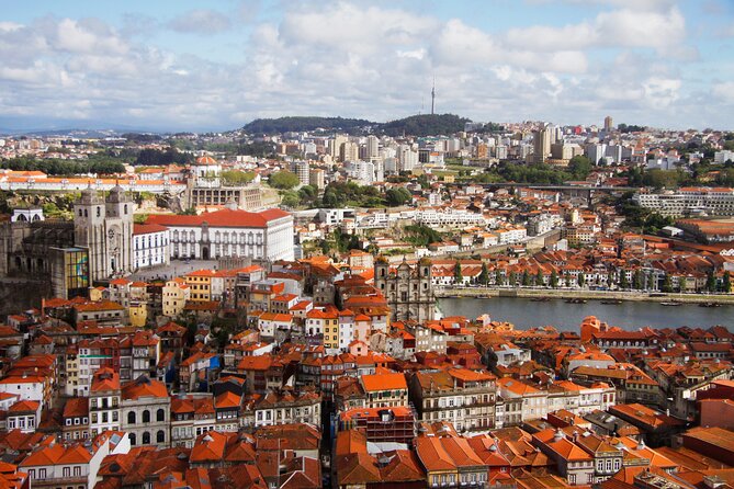 Small-group Porto's Roots Walking Tour - Vitória viewpoint, Jewish heritage, and civil war