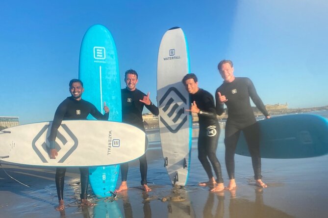 Small Group Surfing Experience with Transportation in Porto - The guide makes the difference