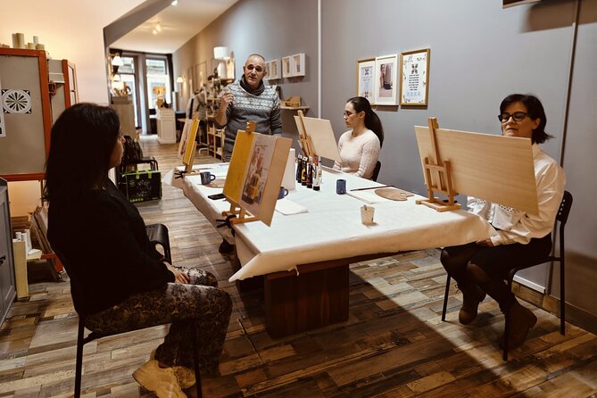 Small Painting Group with a Local Artist in Porto - Key points at a glance