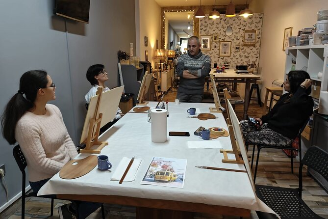 Small Painting Group with a Local Artist in Porto - Meeting Emmanuel and getting started