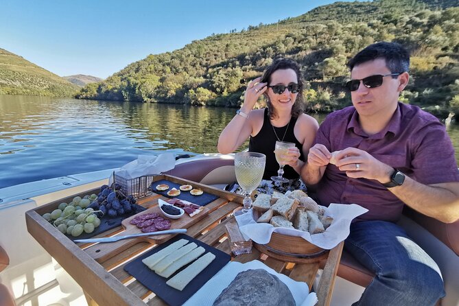 The Luxury Douro tour - Lunch at Casa do Arco or DOC Restaurant