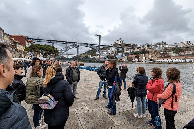 The Unvanquished Tour in Porto City Center - Cordoaria Garden and the old prison