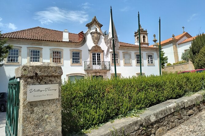 Tour- Douro Wine Region- The Douro Wine Route - What the guides add to the day