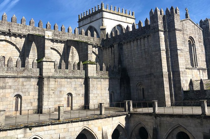 Tour HD Porto 4 hours - São Bento Railway Station and Portugal in tile