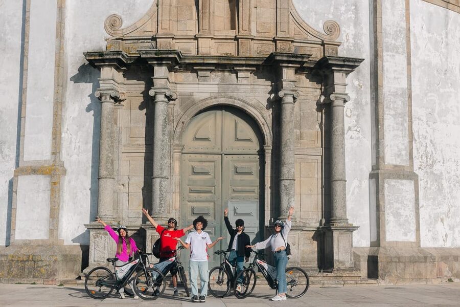 Tour Porto: Adventure in Electric Bike Tour - How much Porto can you see in three hours?