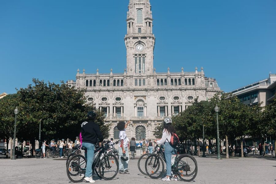 Tour Porto: Adventure in Electric Bike Tour - Starting among Porto’s churches and tiled streets