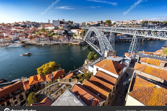 Tour / Transfer Lisbon Porto or Porto Lisbon - The driver makes or breaks the day