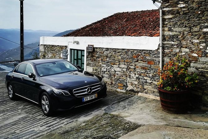 Transfer from Porto Airport to Porto City Hotels - Standard or executive vehicle