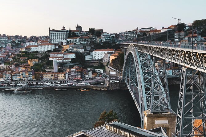 Transfer Tour Between Lisbon and Porto - Choosing between the two main route patterns