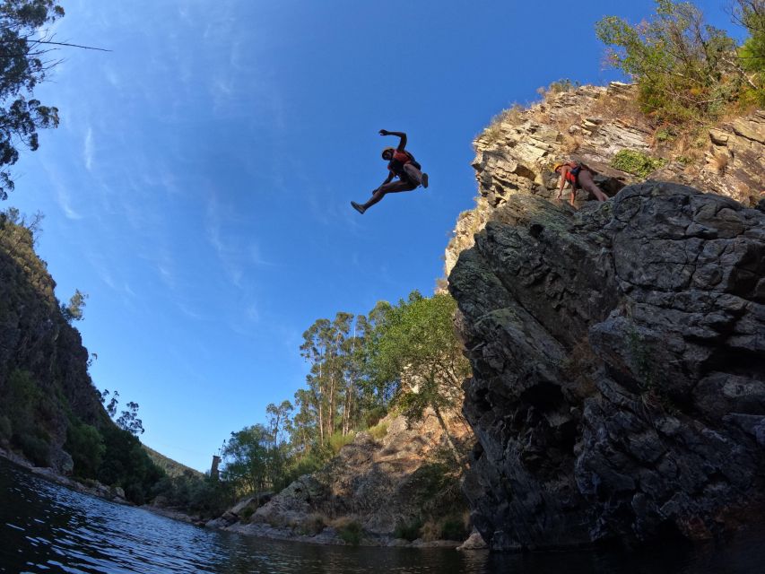 Tubing-Rafting at Paiva River - Timing, value, and the small drawbacks